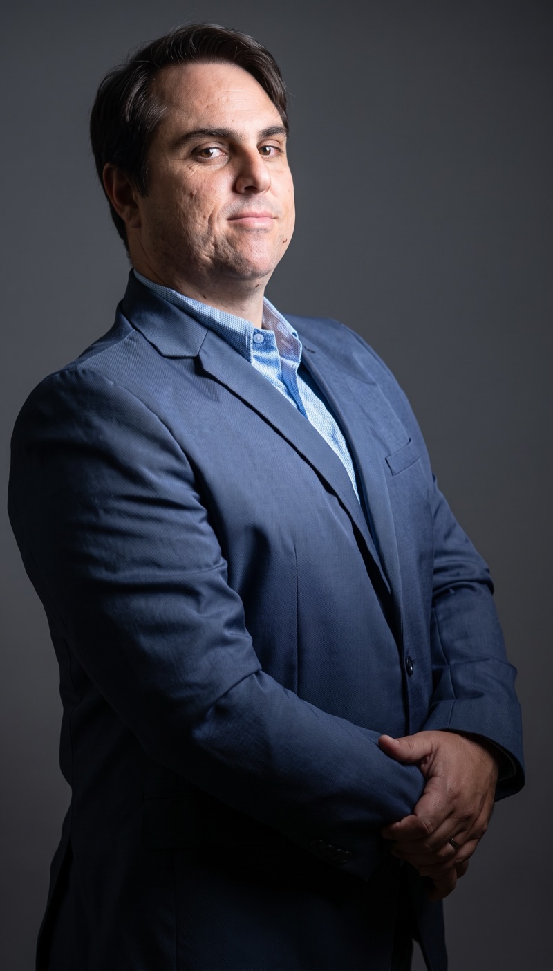 Filipe Lopes, CEO do Lopes Instituto, de braços cruzados